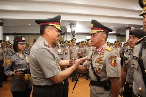 Kapolda Pimpin Sertijab Pejabat Utama Kapolrestabes Semarang