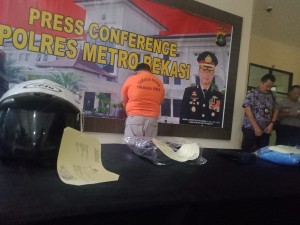 Polres Metro Bekasi Ciduk Pelaku Onani Dimuka Umum