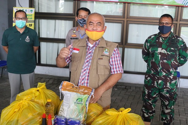 Walikota Bekasi: Dr. H. Rahmat Effendi