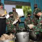 TNI-Polri Buka Dapur Umum