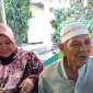 H. Hambali Didampingi Anaknya, Siti Fatimah