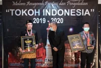 Budiyanto di Anugrahi Tokoh Indonesia