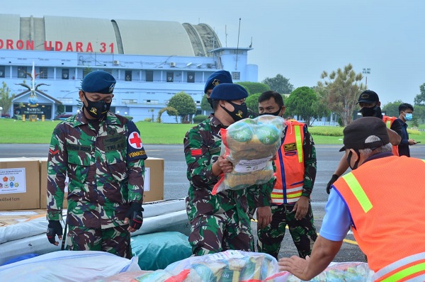 TNI AU Bantu Korban Gempa