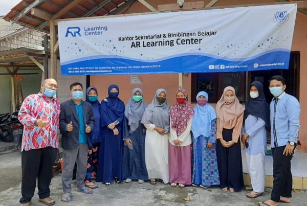 AR Learning Center & Taklim Jurnalistik
