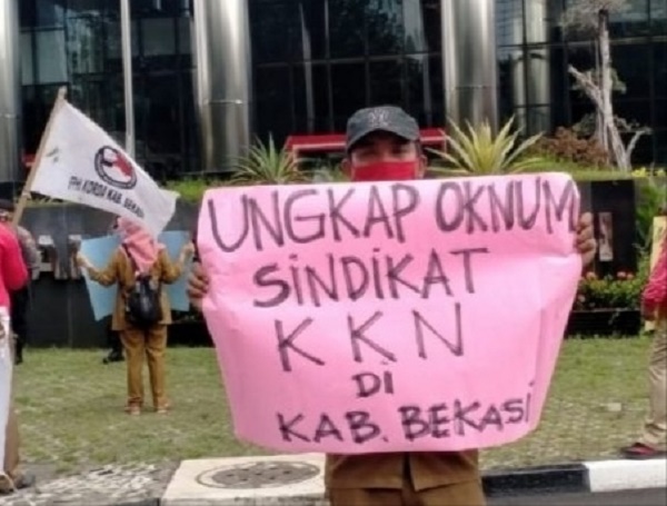 Aksi Guru Honorer di KPK