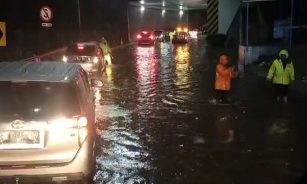 Banjir di Jalan Jatinegara, Jakarta Timur