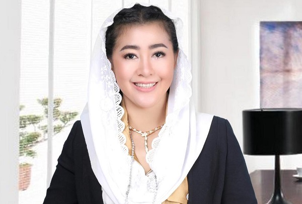 Hasnaeni (Wanita Emas)