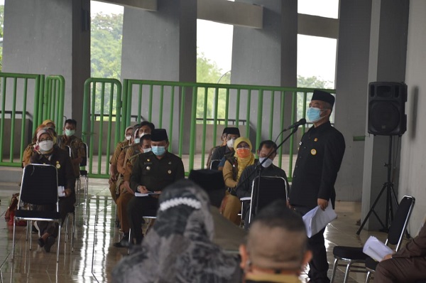 Walikota Bekasi: DR. H. Rahmat Effendi