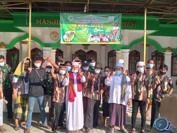 Jema'ah Masjid Jamie Al-Hidayah Desa Karangraharja 