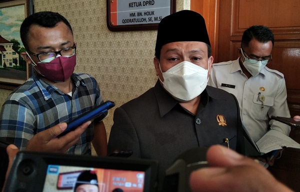 Ketua DPRD Kabupaten Bekasi BN Holik Qodradtullah