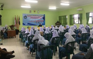 Pewarta BE Jadi Pemateri Seminar Jurnalistik di SMAN 1 Babadan Ponorogo