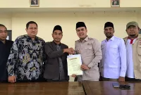 DPC Partai Gerindra Kabupaten Bekasi Serahkan SK Baru ke KPU