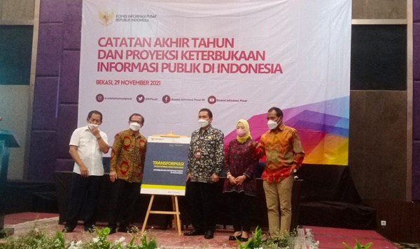 KI Pusat Luncurkan Buku “Transformasi Monitoring dan Evaluasi KIP di Indonesia”