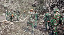 TNI Sisir Lokasi Gunung Semeru