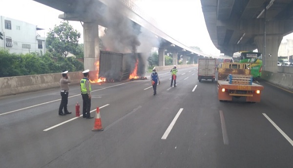 Lokasi Bok Tronton Terbakar