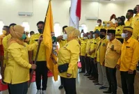 Ketua DPD Golkar Kota Bekasi Ade Puspitasari Lantik 12 PK Se-Kota Bekasi