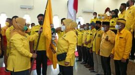 Ketua DPD Golkar Kota Bekasi Ade Puspitasari Lantik 12 PK Se-Kota Bekasi