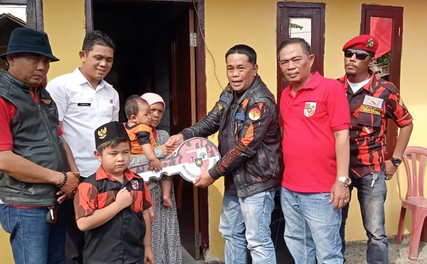 Program Bedah Rumah MPC PP Kabupaten Bekasi Jawa Barat