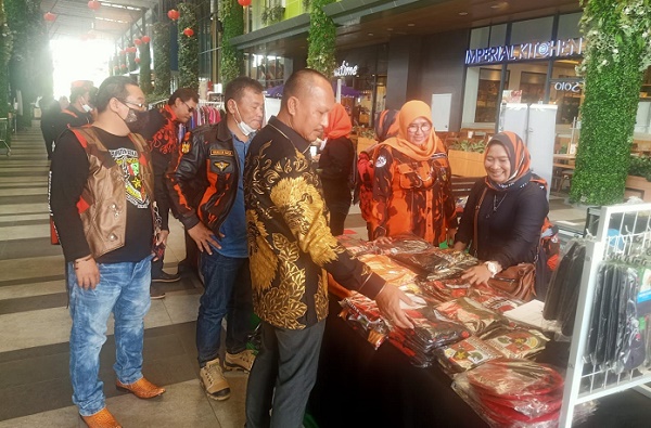 Srikandi PP Kabupaten Bekasi Buka Stand di Living Plaza Jababeka