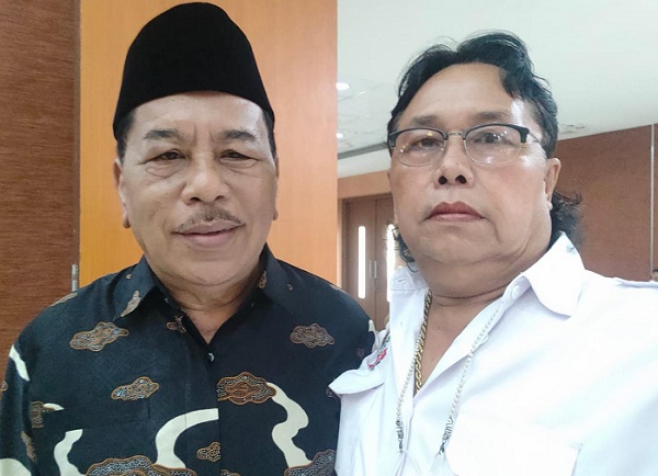 Foto: Ketua Format Bekasi Raya, H. Apuk Idris (Kiri) Bersama Ketua PWI Bekasi Raya, Melody Sinaga