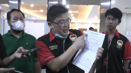 Saat Alvin Lim Protes di Depan SPKT Mabes Polri