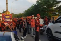 PAC PP Tambun Selatan Kabupaten Bekasi Bagikan Takjil 