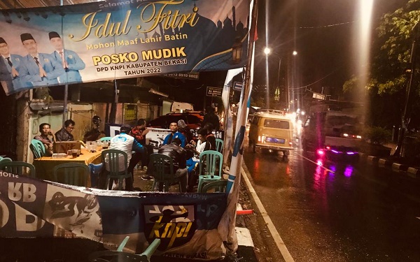 Posko Mudik KNPI Kabupaten Bekasi