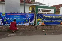 Banner Ucapan Kades dan LPM Desa Karangraharja Kabupaten Bekasi