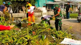 Giat Kerja Bakti Bersihkan Saluran PJT