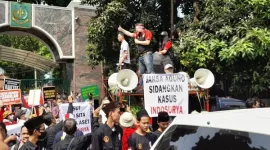 Aksi Kekecewaan Para Korban Indosurya