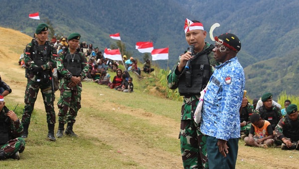 Ritual Bakar Batu di Lanny Jaya Papua