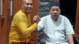 HM. Rohattan (Kiri) Bersama H. Apuk Idris (Kanan)