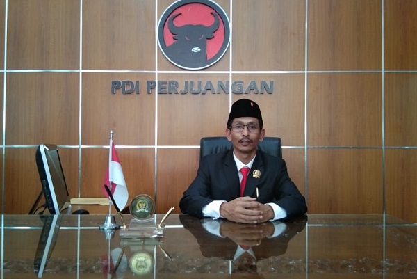 Ketua DPC PDI Perjuangan Kabupaten Bekasi, Soleman 