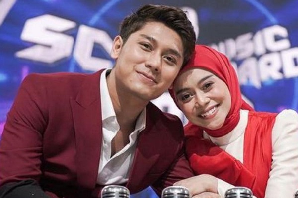 Foto: Pasangan Suami Istri Lesti Kejora Dengan Rizky Billar