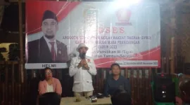 Foto: Dewan Helmi Saat Reses di Rumah Makan Kapalay 1