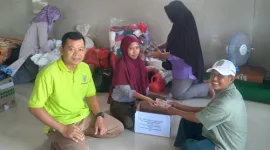 Warga Kampung Walahir Desa Karangraharja Galang Donasi