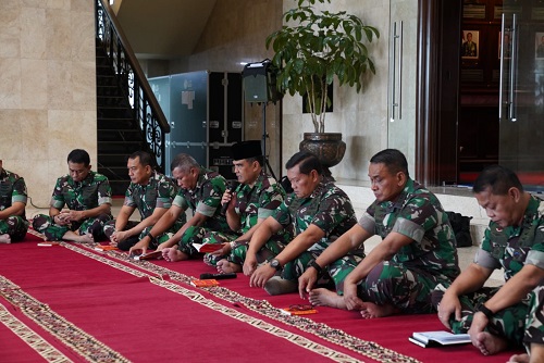 Awali Tahun 2023, Mabes TNI Gelar Doa Bersama