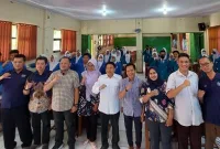 Foto: Ketua DPRD Kabupaten Bekasi, HM BN Holik Qodratulloh (Tengah Kemeja Putih)