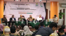 Diskusi ilmiah dalam rangka Grand Launching Lembaga Survei 