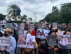 Demo Pocong Jilid Dua, Tuntut Keadilan di Mahkamah Agung