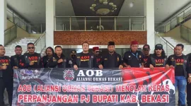 Aliansi Ormas Bekasi (AOB) di Gedung DPRD Kabupaten Bekasi Jawa Barat 