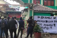 Foto: Aksi Mahasiswa (AKAMSI) Kabupaten Bekasi