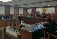 Suasana Persidangan Ketiga Terdakwa