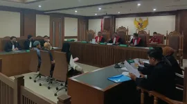 Suasana Persidangan Ketiga Terdakwa