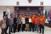 Foto: Partai Buruh Kabupaten Bekasi ke KPU, Minggu (14/5/2023)