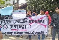 Aksi Mahasiswa di SMAN 2 Kota Bekasi