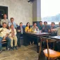 Awak Media PN Jakarta Pusat Kongkow Bareng Dengan Jhon SE Pengabean