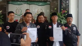 Foto: LSM LIAR & Ormas GIBAS di Kejari Cikarang, Kabupaten Bekasi