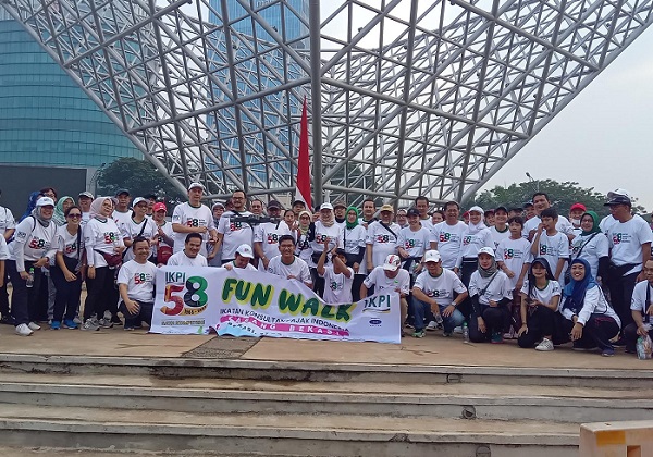 Meriahkan Hari Jadi IKPI Ke-58 Cabang Bekasi Gelar Fun Walk