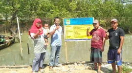 Warga Sekitar Kali Beting Pantai Bahagia